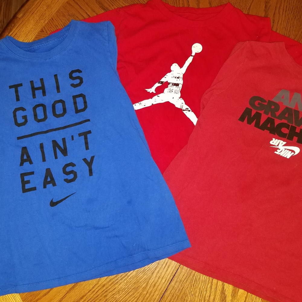 Boys Nike shirt bundle